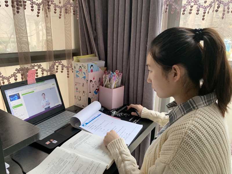 202003081583659320747419.jpg 材料与化工工程学院 付小月.jpg