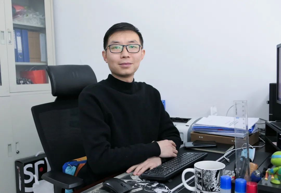孔祥 一颗 默默无闻 默默 螺丝钉 螺丝