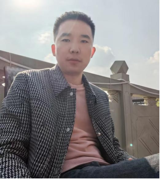 李东