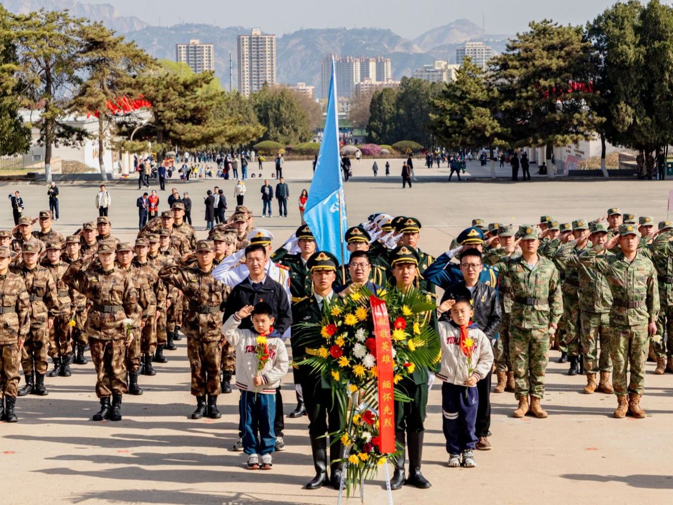 缅怀先烈志，共铸中华魂--兰州信息科技学院举办国防爱国主义教育暨清明节祭英烈主题活动